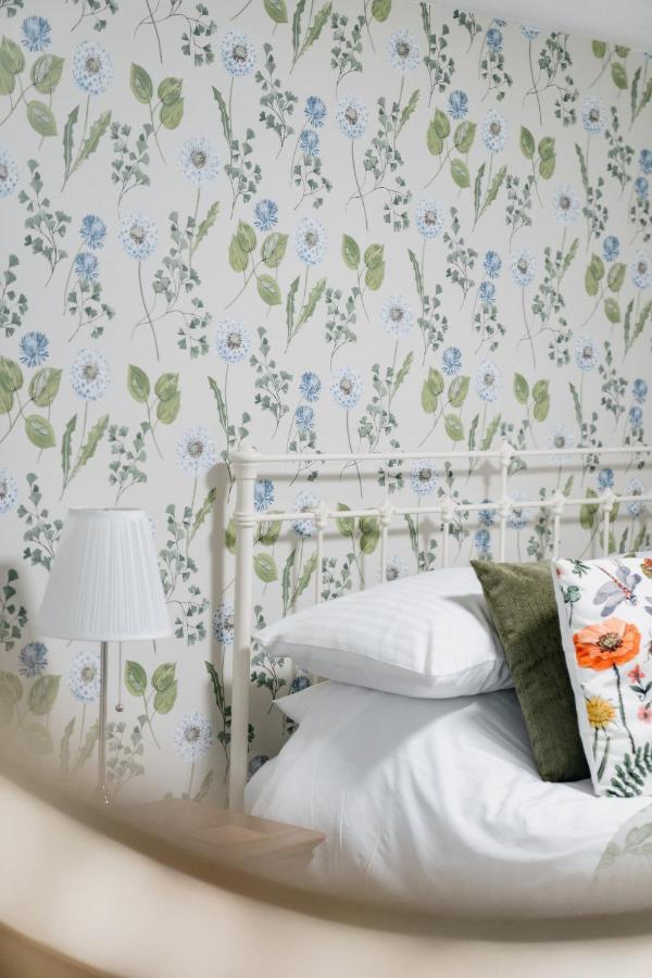 Bed and Breakfast Lee House Линтон Экстерьер фото